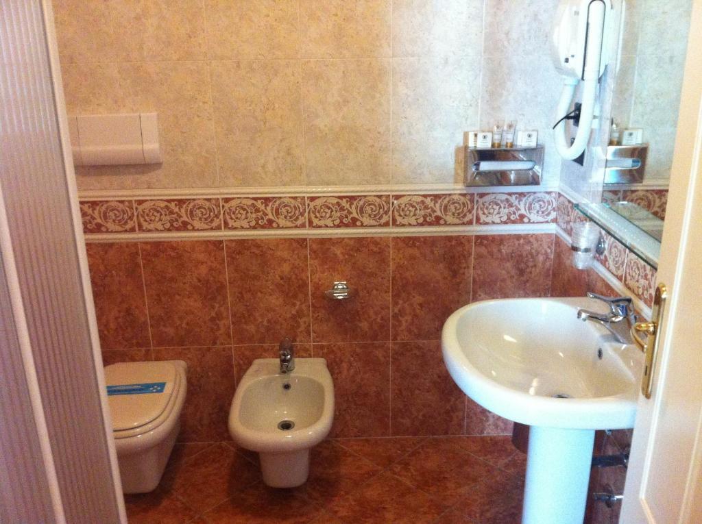 Hotel Impero Brescia Cameră foto