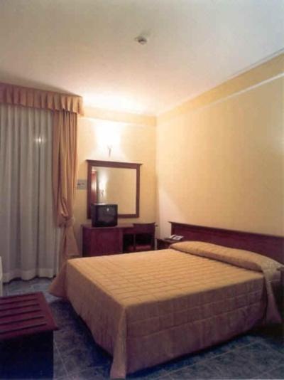 Hotel Impero Brescia Cameră foto